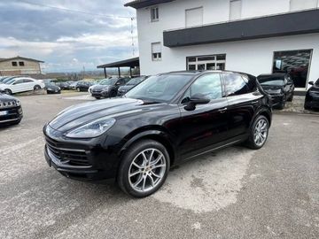 Porsche Cayenne - 7