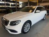 Mercedes-Benz E 250 E T-Modell E 250*CarPlay*Navi Groß*TOP* - Mercedes-Benz E 250: Kombi