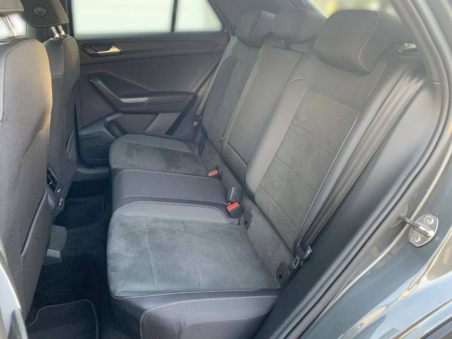 T-Roc 1.5 TSI DSG R LINE LED+AHK+ACC+NAVI+APP+VC