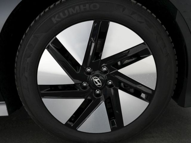 IONIQ 6 TECHNIQ 77,4kWh AT 4WD+MATRIX LED+NAVI+S