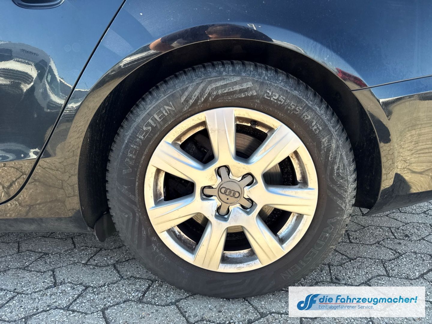 Fahrzeugabbildung Audi A4 Avant Ambiente Navi Xenon Mehrzonenklima EXPO