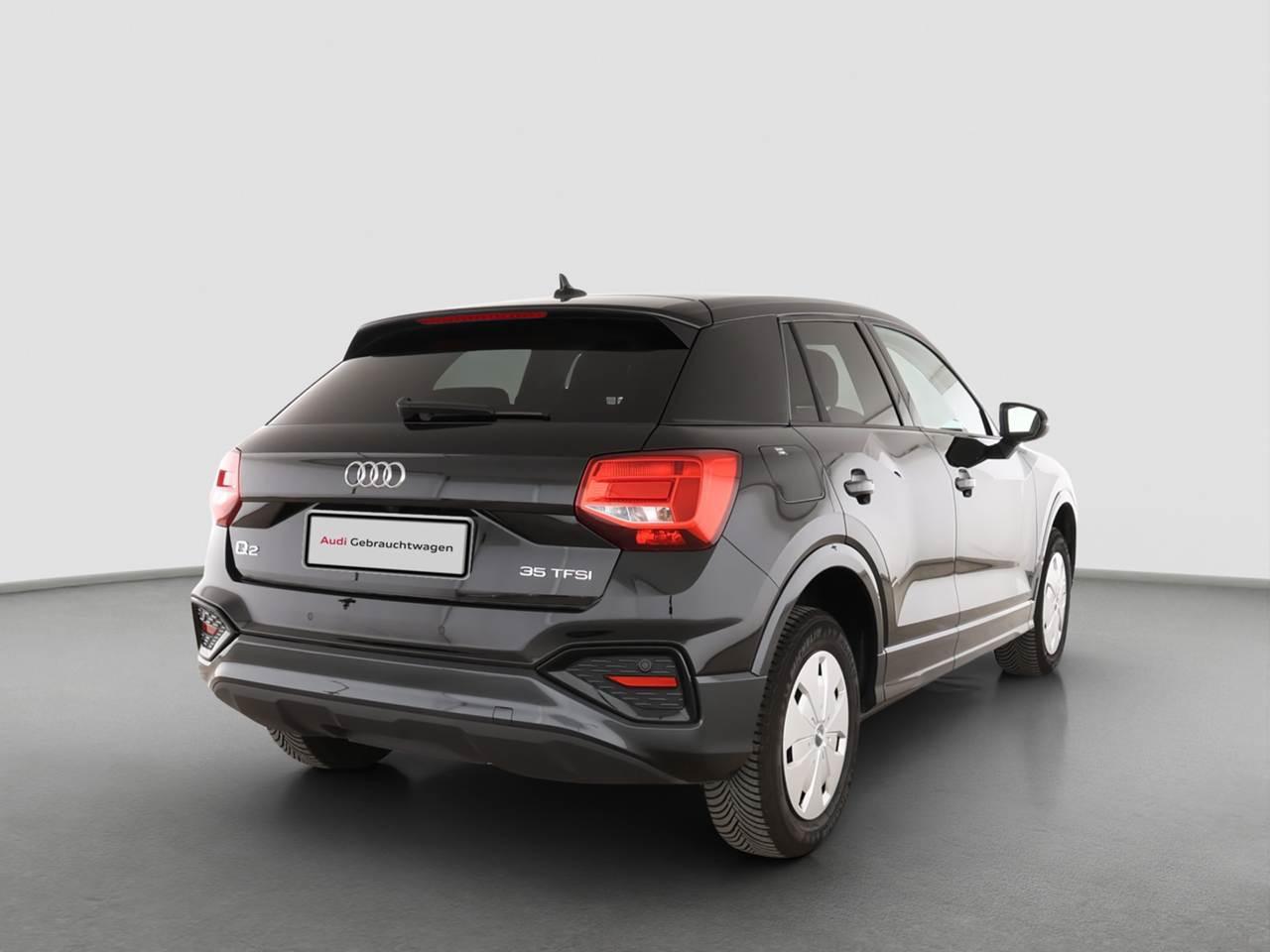 Audi Q2 35 TFSI S tronic Black inkl. WR R-Cam Naviplu, миниатюра 3