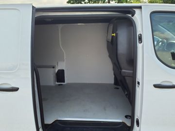Bild 9 Opel Vivaro Kasten L2 - HOLZ,NAVI,KAMERA,PDC,KLIMA