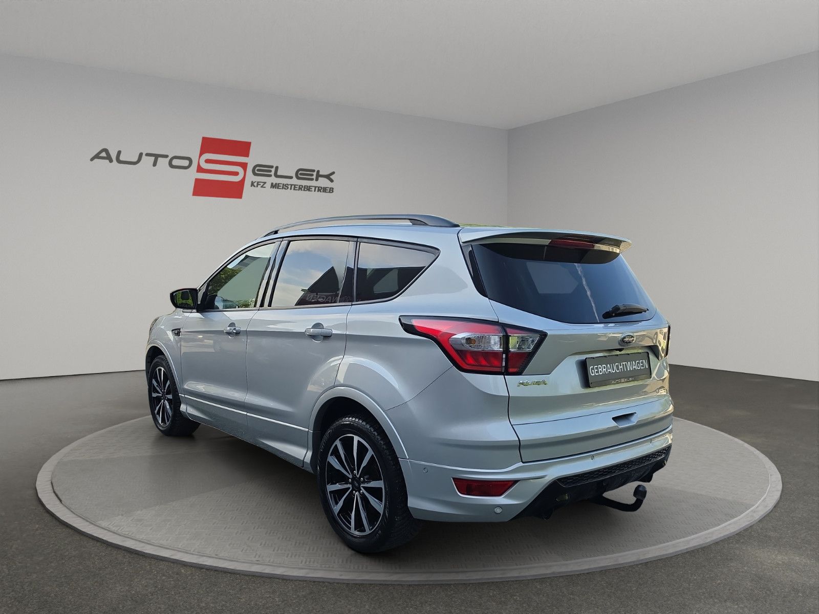 Fahrzeugabbildung Ford Kuga ST-Line Panorama-Dach Kamera Alcantara AHK