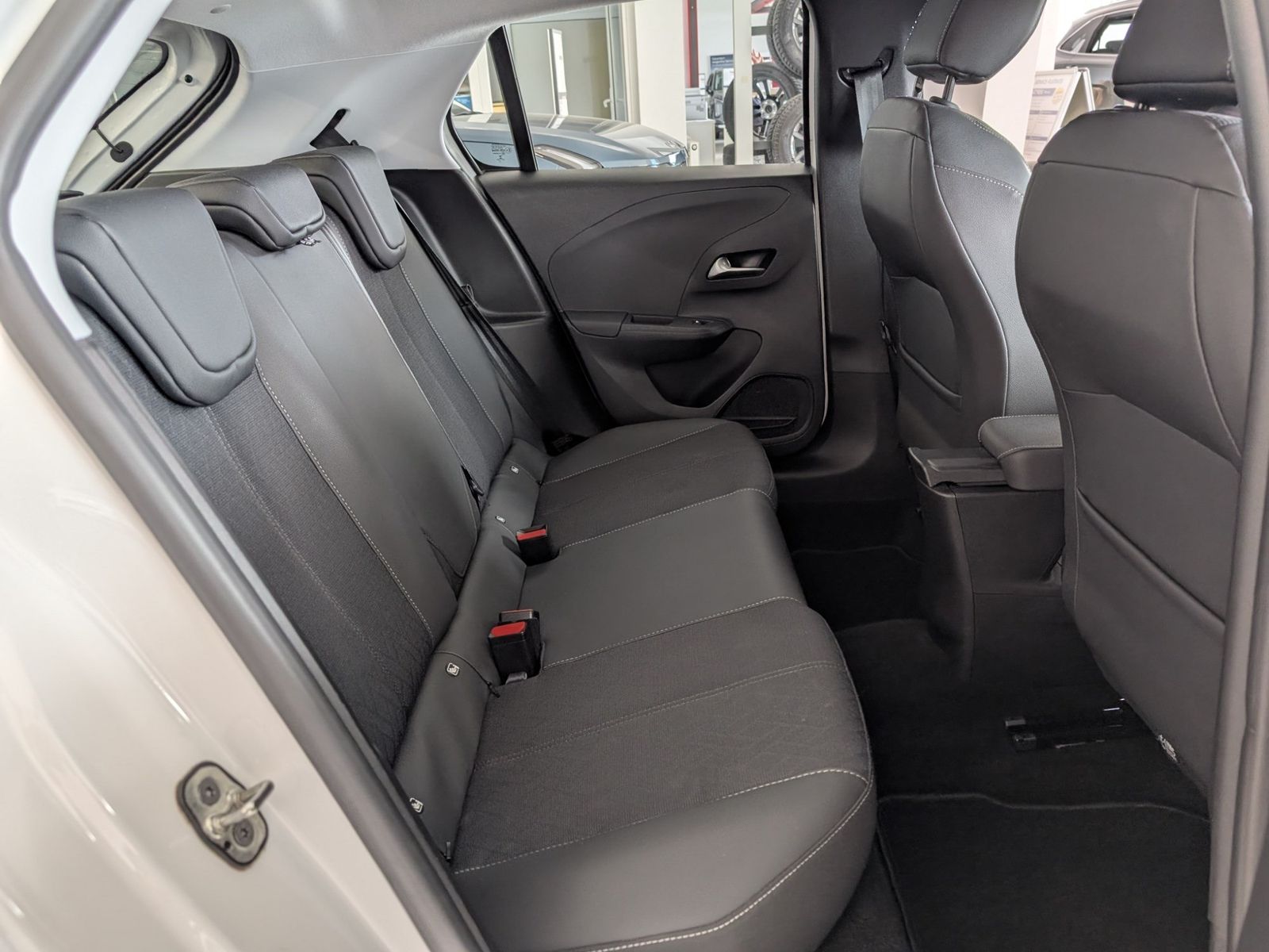 OPEL Corsa  1.2 Elegance Kamera LED SHZ – Bild 11