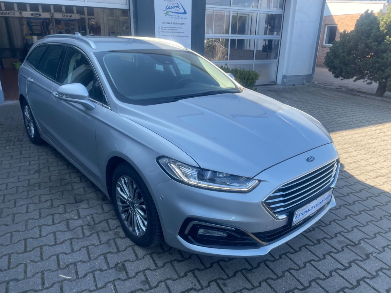 Ford Mondeo Kombi Titanium TDi150 Auto LED/NAV/ACC/LM imagem 3