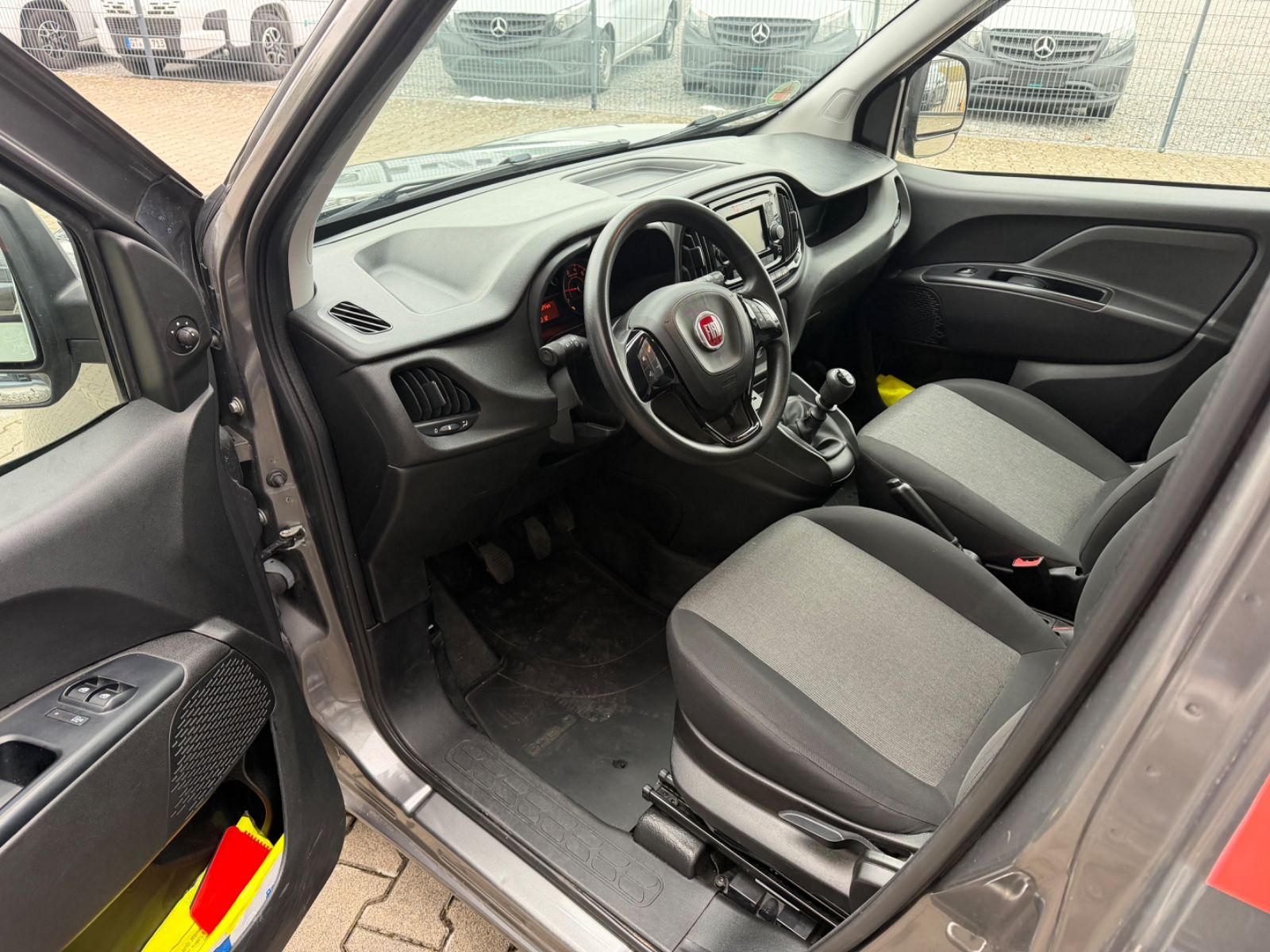 Fahrzeugabbildung Fiat Doblo Doblò SX Kasten Navi