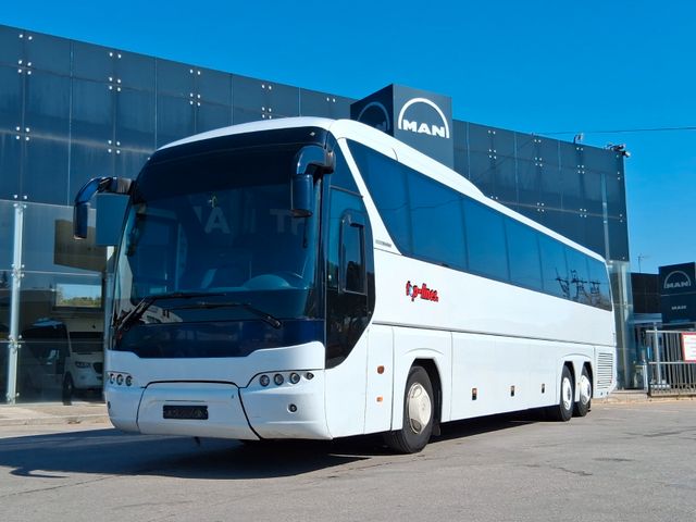 Neoplan Tourliner P22