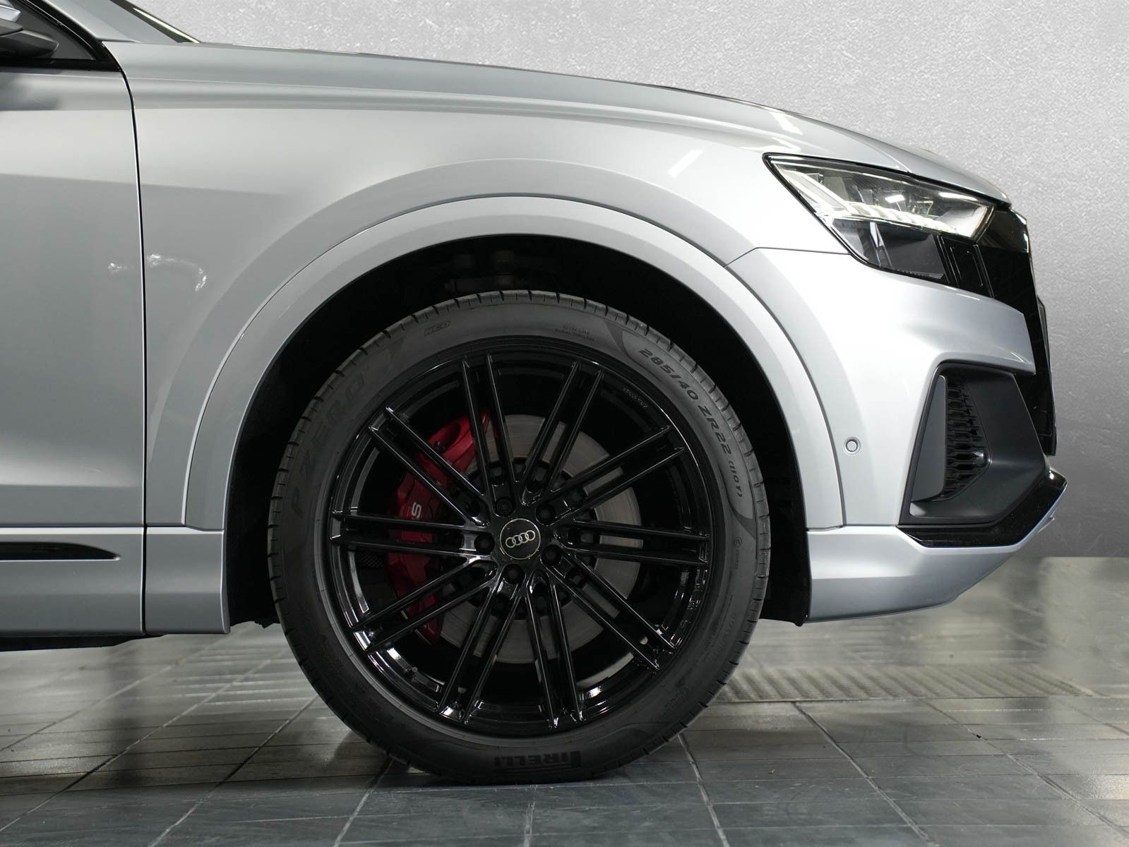 Fahrzeugabbildung Audi SQ8 - B&O|HD Matrix|ACC|360°|Pano|22"|S+Valcona