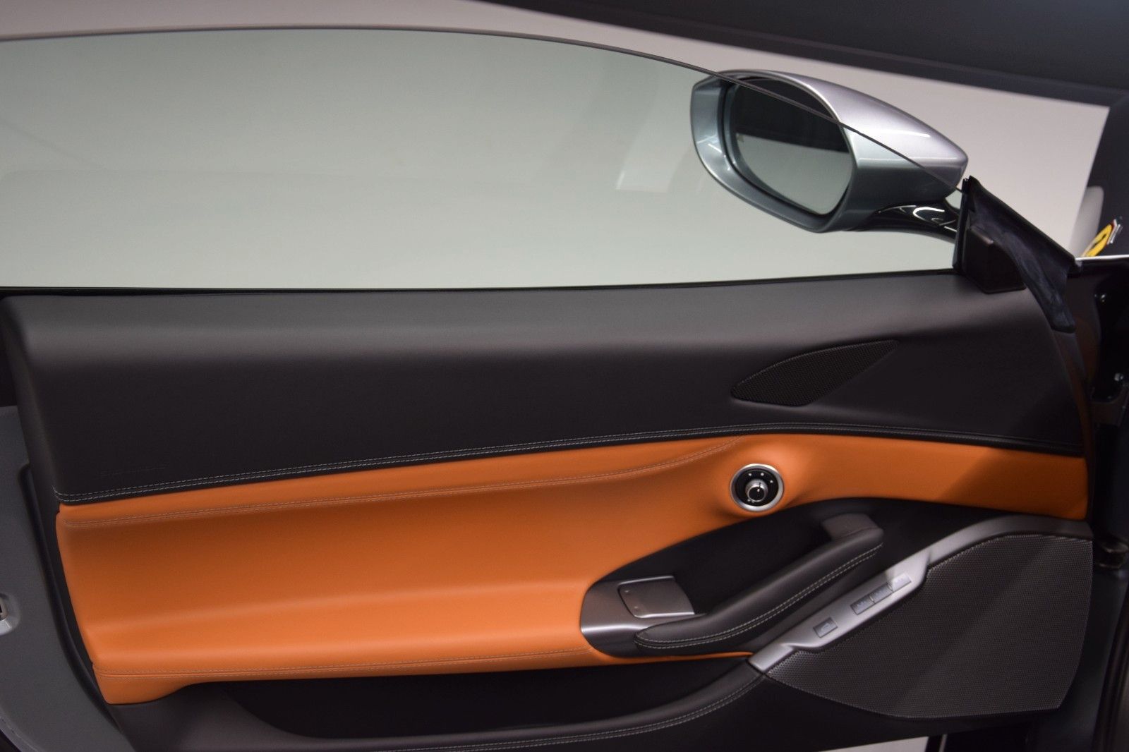 Fahrzeugabbildung Ferrari Portofino ACC Kamera Display Garantie  ADAS 1.Ha