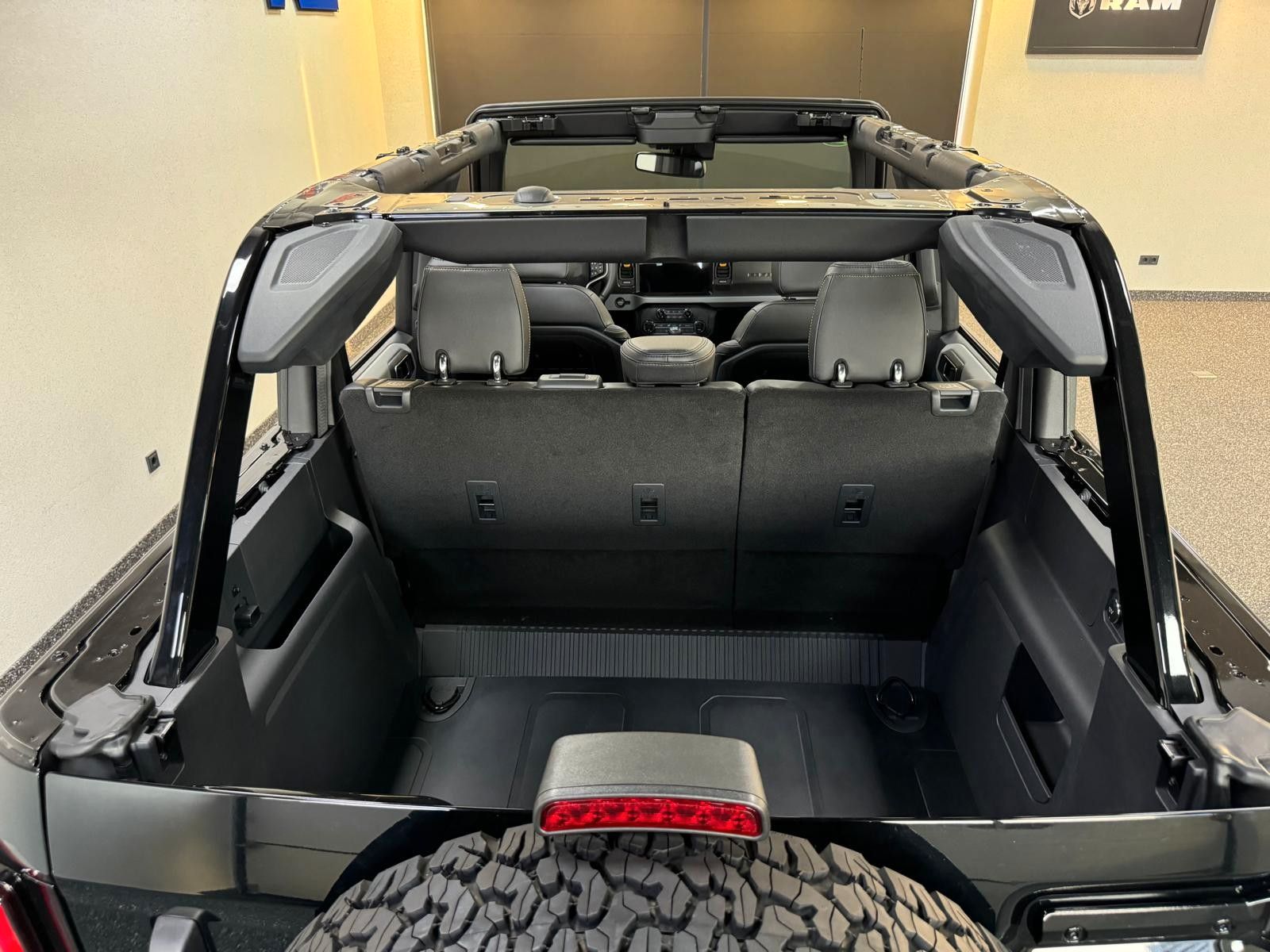Fahrzeugabbildung Ford BRONCO BADLANDS ADVANCED-ECOBOOST 4x4-FIRST EDIT