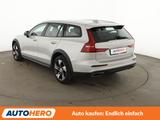 Volvo V60 Cross Country 2.0 B4 Pro AWD Aut.*NAVI*TEMP* - Volvo V60 Cross Country mit Diesel-Antrieb: Automatik