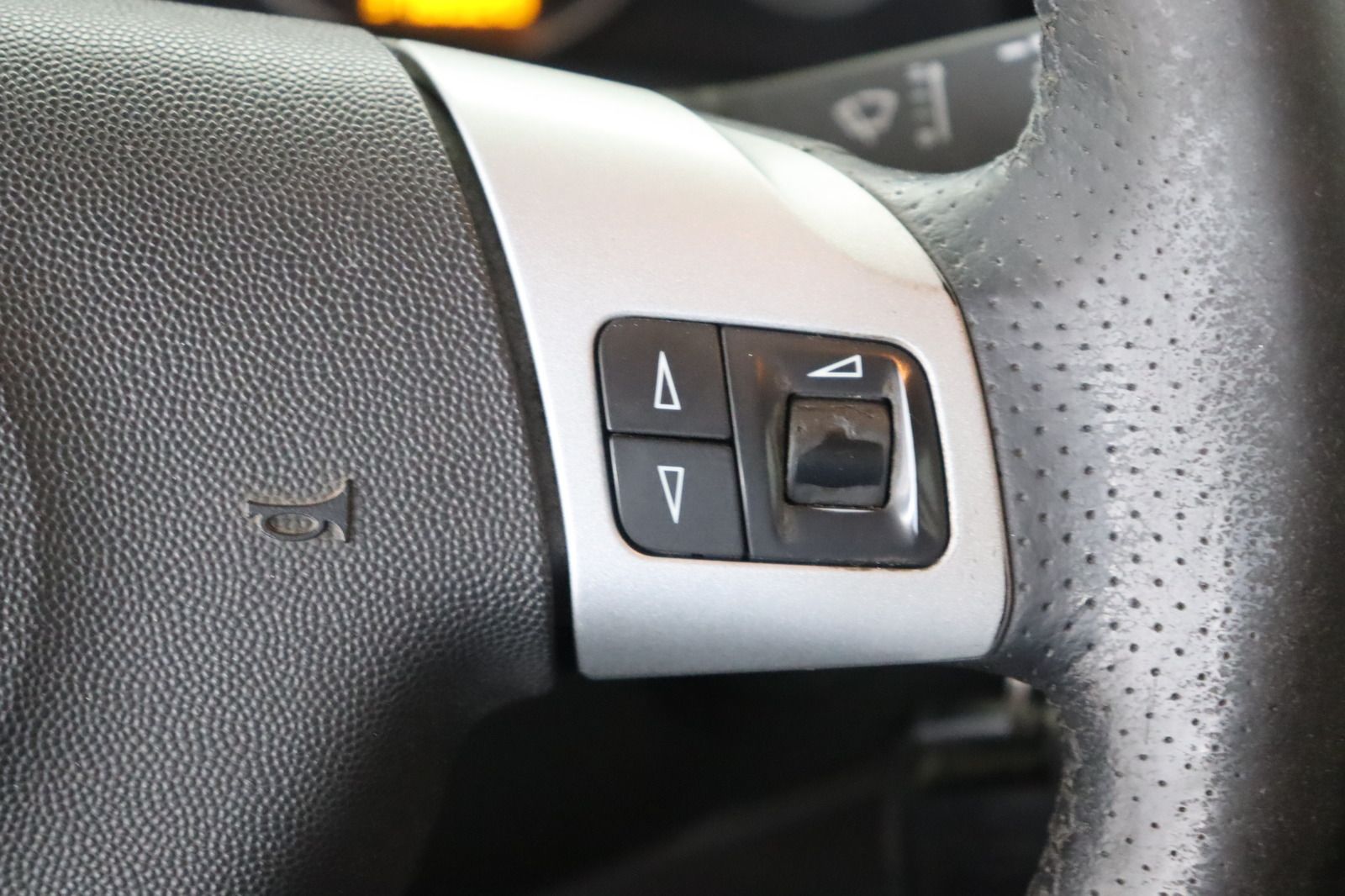 Fahrzeugabbildung Opel Vectra C 1.8 Edition * Gas * Klima * HU 05.2027
