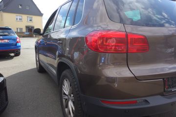 Volkswagen Tiguan - 9