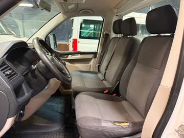 Volkswagen T6 Transporter - 11