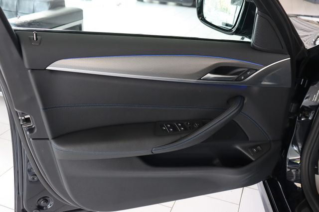Fahrzeugabbildung BMW 520 d Touring M Sportpaket|PANO|1HAND|VIRTUAL|