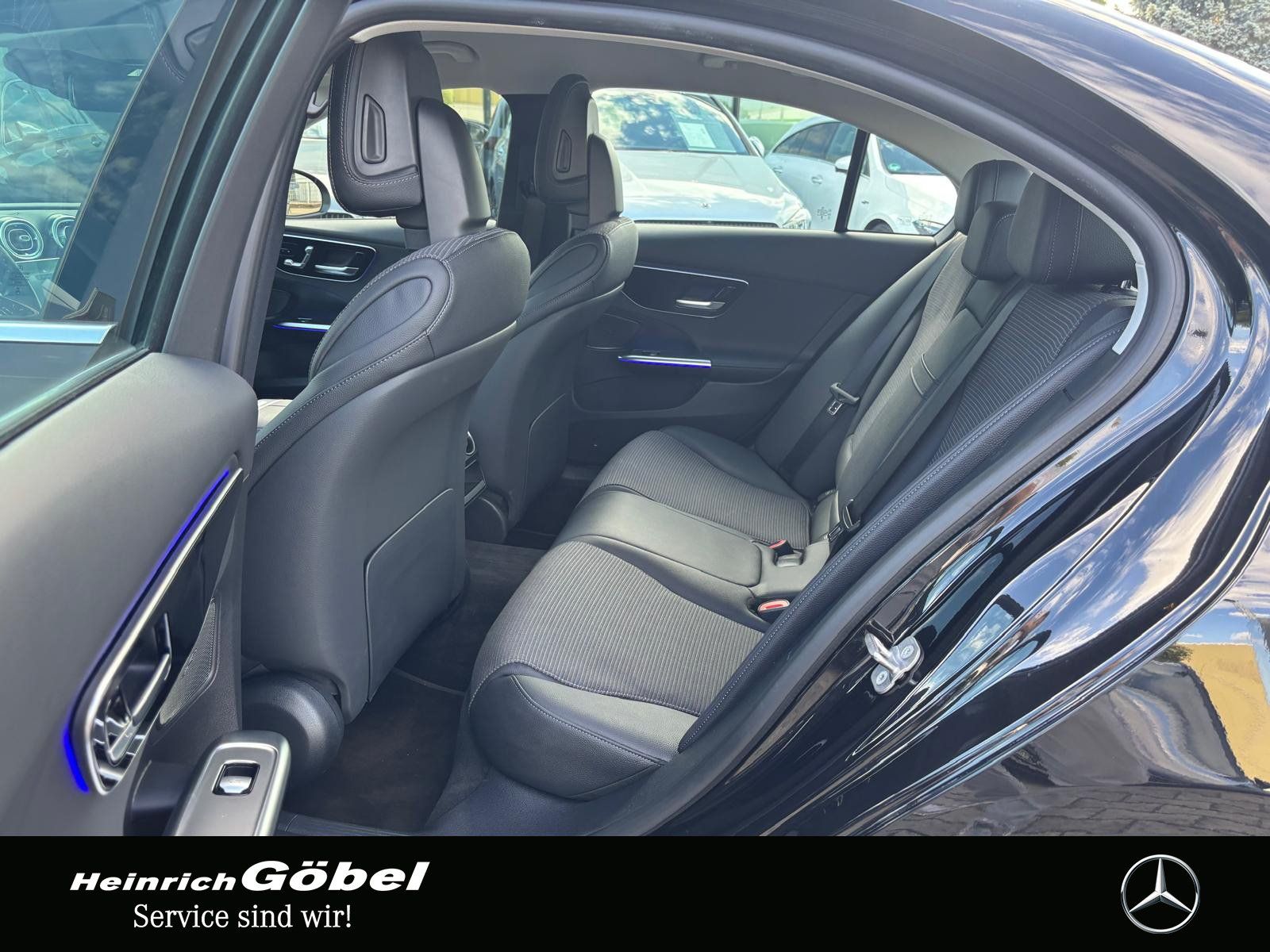 Fahrzeugabbildung Mercedes-Benz C 180 AVANTGARDE*AHK*LED*DISTRONIC*PRE-SAFE*