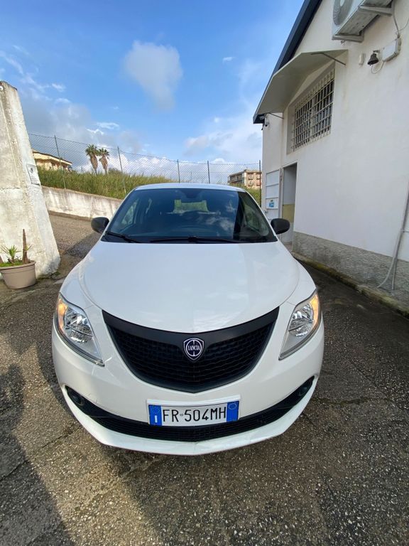 Image of Lancia Ypsilon