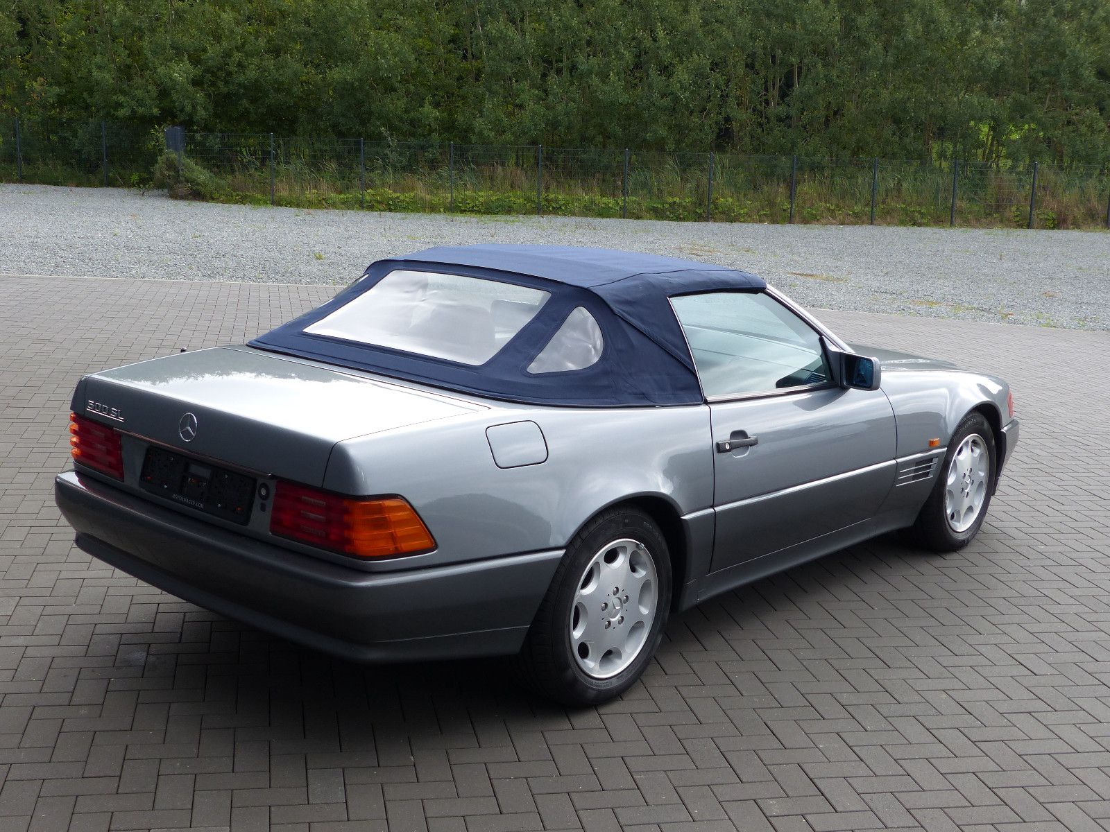 Fahrzeugabbildung Mercedes-Benz 500 SL W 129 *55000 KM*