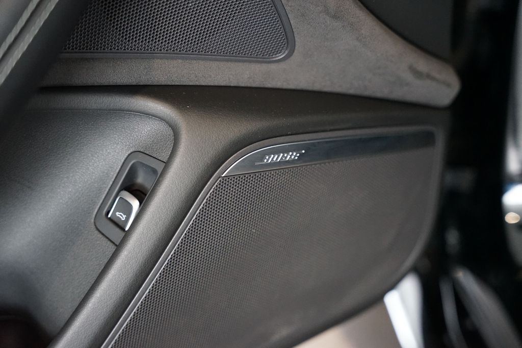 AUDI RS6 performance | Pano | HuD | Matrix | 280km/h AUDI RS6 performance | Pano | HuD | Matrix | 280km/h