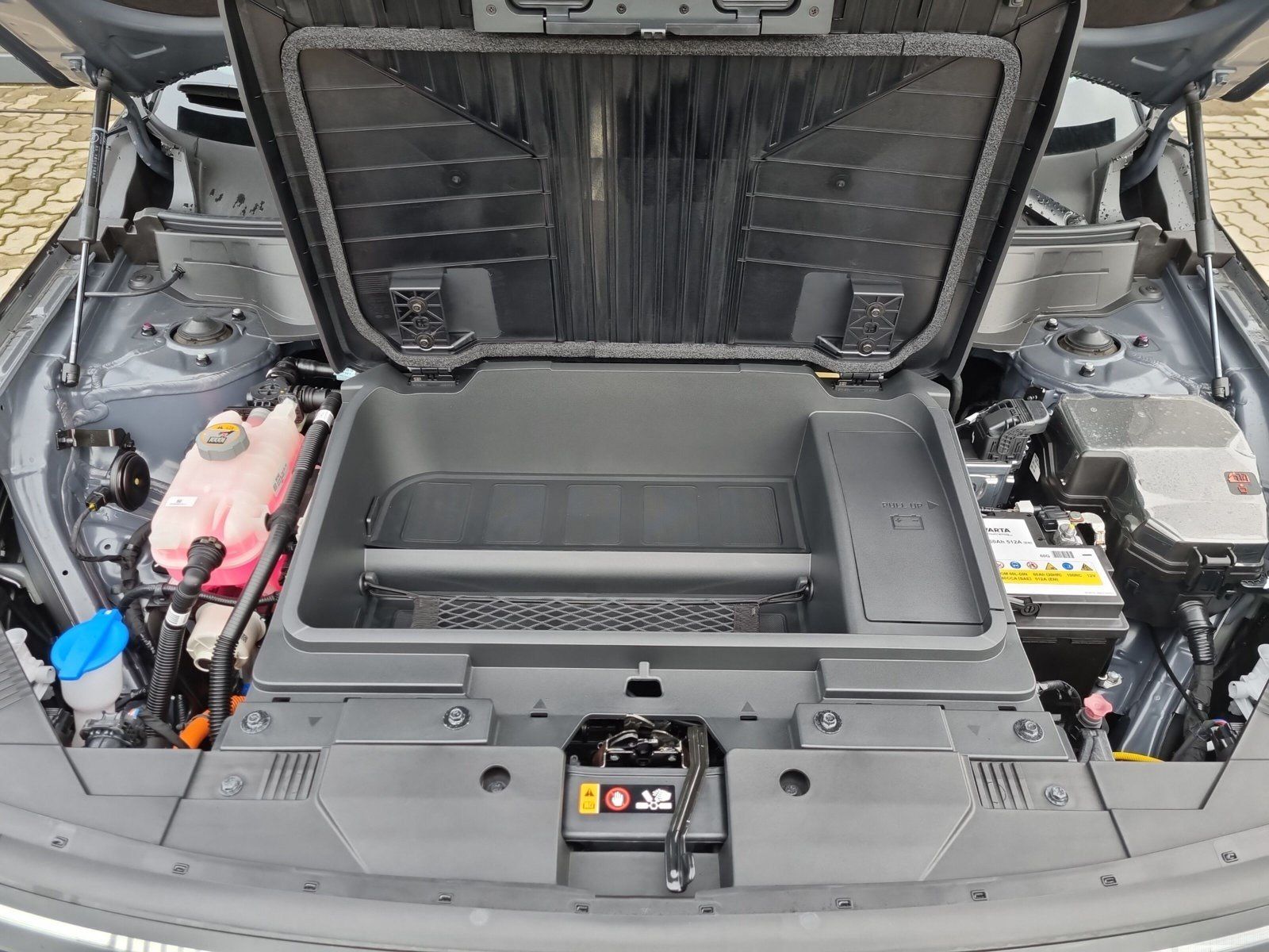 Fahrzeugabbildung Hyundai KONA Elektro 48,4 kWh TREND NAVI