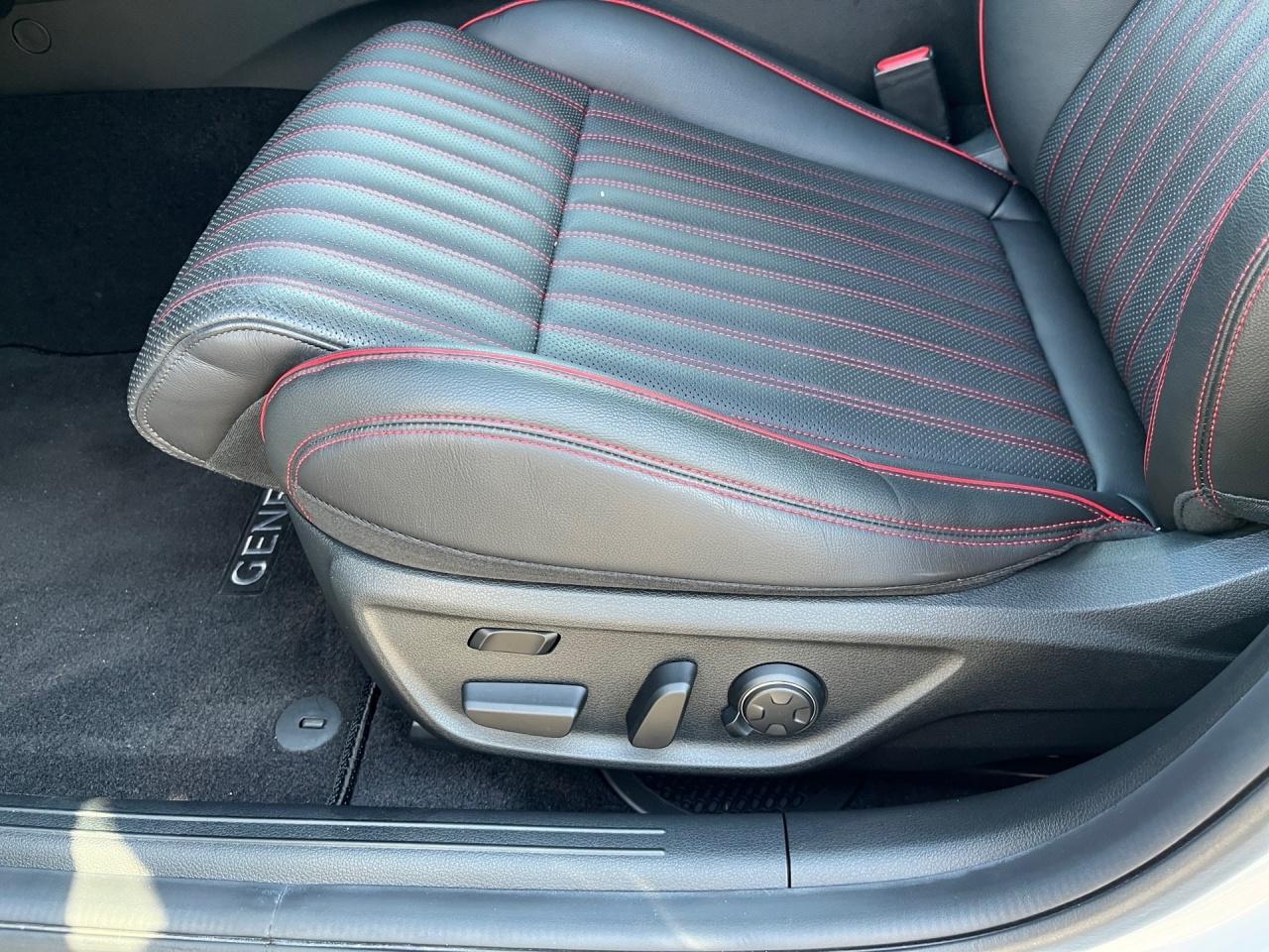 Genesis G70 Shooting Brake 2.2 D Sport RWD Sitzklima LED