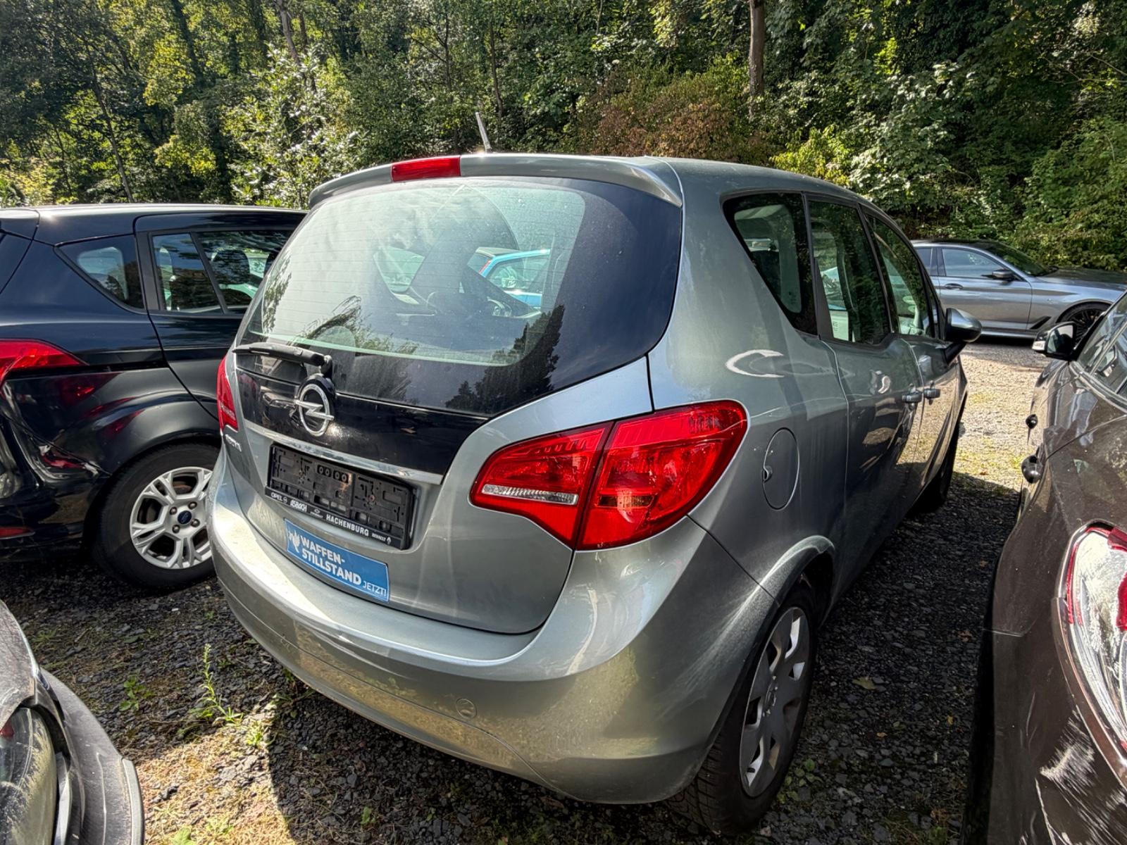 Opel Meriva 2012 — photo 9