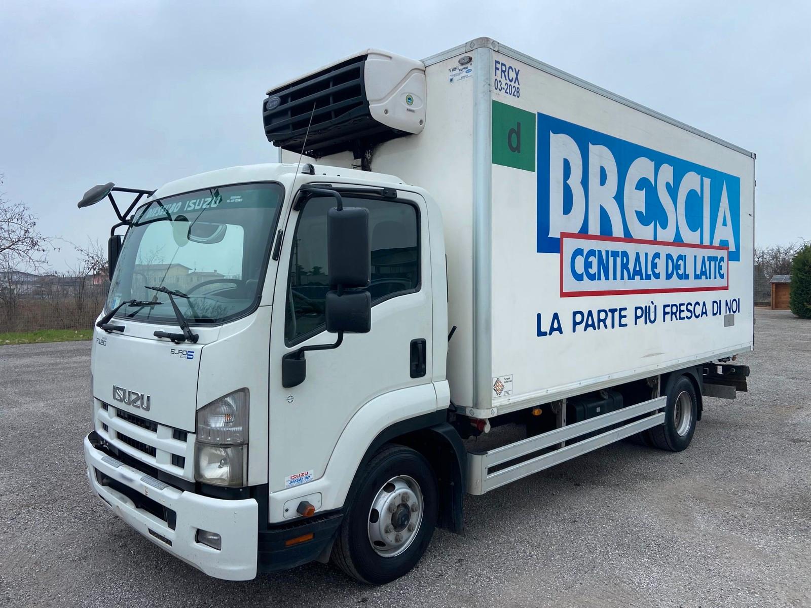 Andere Isuzu F11-210