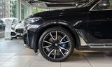 BMW X7 xDr 40d M-Sport*StHz*Laser*PanoSky*Massage* - gebrauchte BMW X7 aus dem Jahr 2022