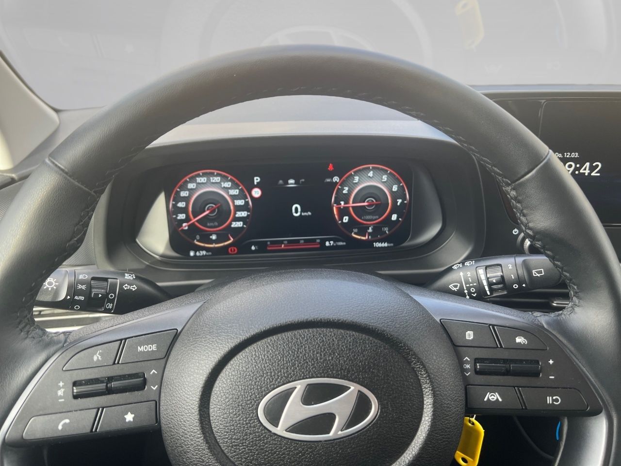 Fahrzeugabbildung Hyundai i20 TREND AUT Fernlichtass. Kam. LED LM Navi PDC