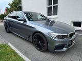 BMW 530e iPerformance M-Paket Leder Navi - BMW 530: I