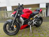 Ducati Streetfighter V2 - DUCATI ST2