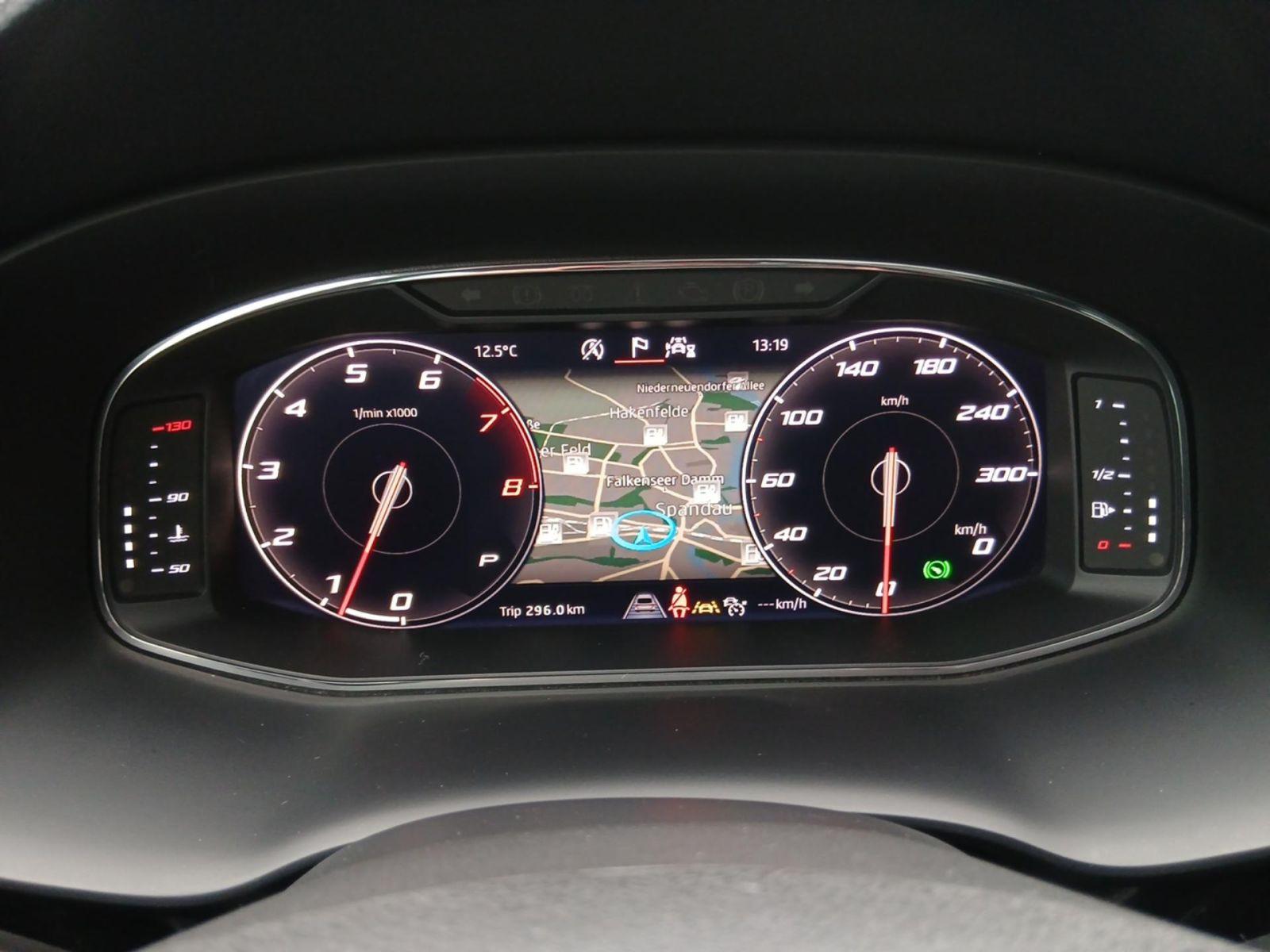 Cupra Ateca 2.0 TSI 4D DSG *PANO*AHK*ACC*BEATS*SHZ*