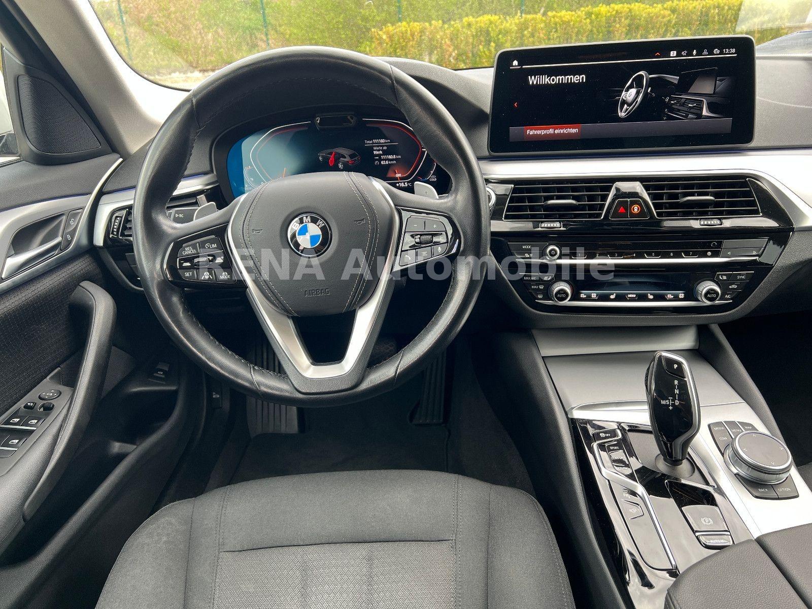 BMW 530 d xDrive Touring*Shadow-Line*19"LMF*Head-Up*