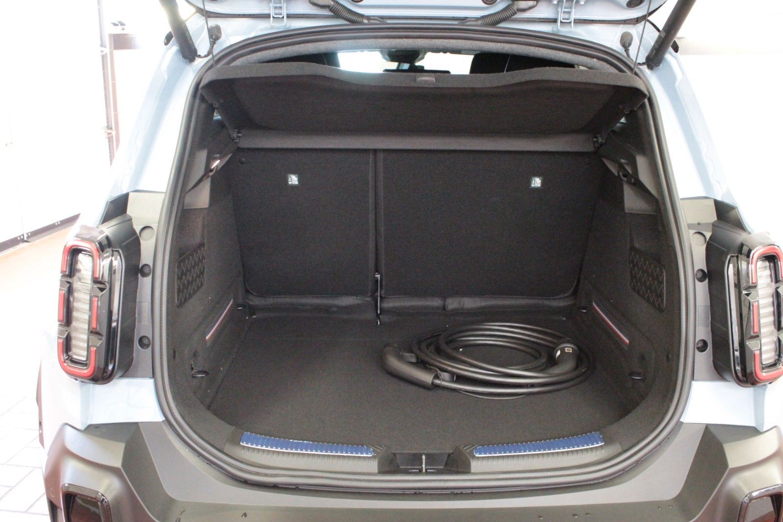 Fahrzeugabbildung Renault R 4 150 Comfort Range Iconic *Vollausstattung*