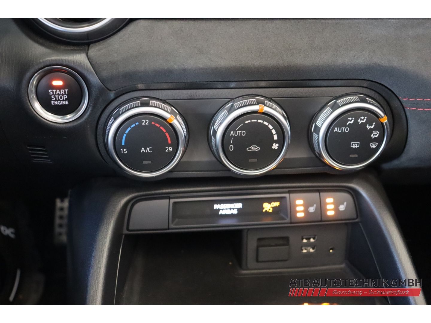 Fahrzeugabbildung Abarth 124 Spider 1.4 MultiAir Turbo Nr. 624 BOSE Faltd