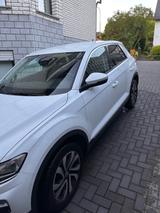 Volkswagen T-Roc 2.0 TDI SCR DSG 4MOTION ACTIVE ACTIVE - Volkswagen T-Roc ACTIVE mit Diesel-Antrieb
