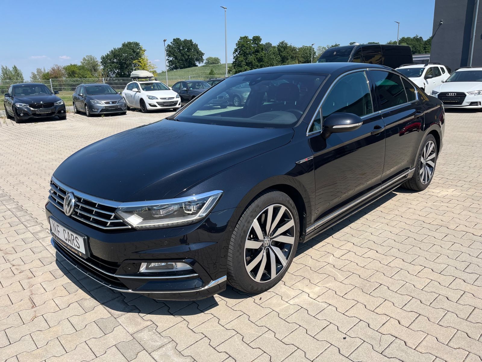 VW Passat Lim. Highline BMT 4-Motion R-LINE 2.0TDI