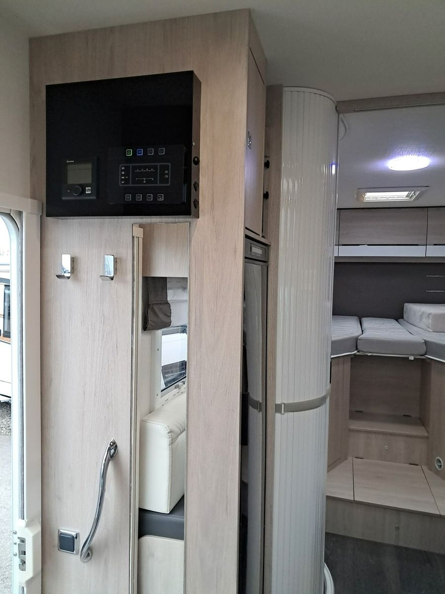 Fahrzeugabbildung Chausson Teilintegriert 727 GA Special Edition  Sat,Solar