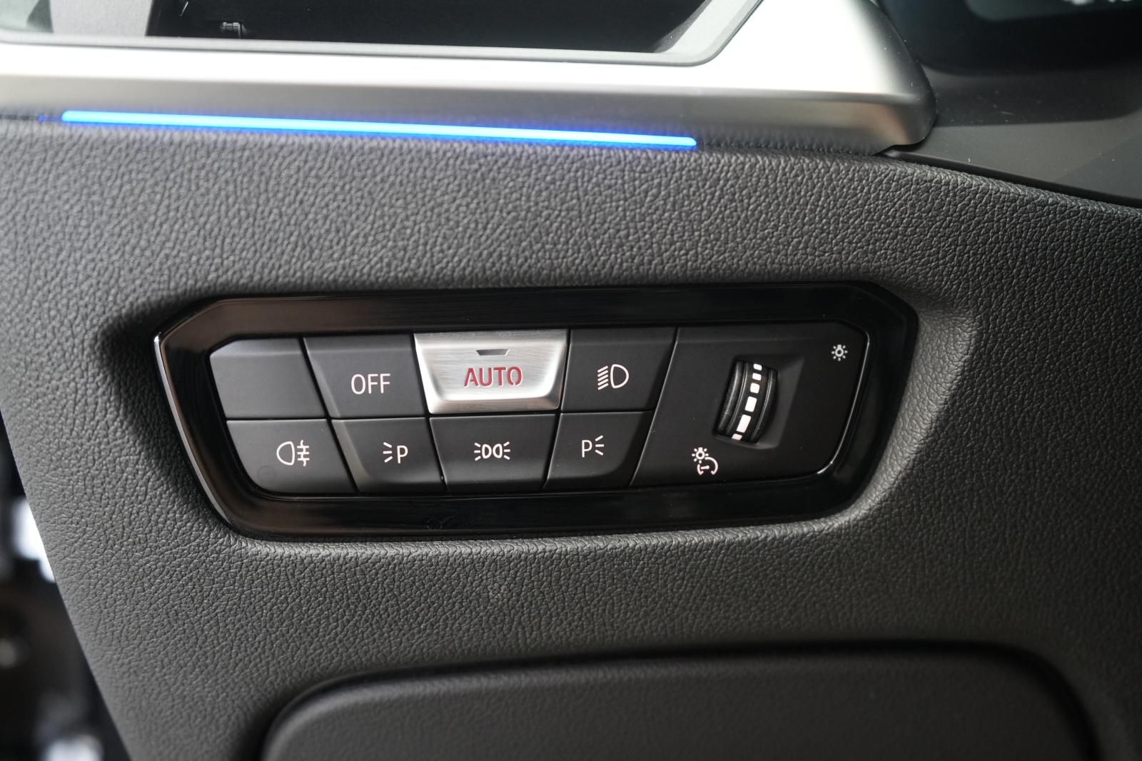 BMW 320 d Advantage Navi/LED/Kamera foto 22