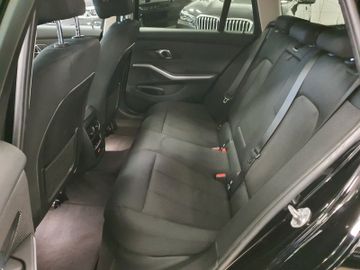 BMW 318 - 11