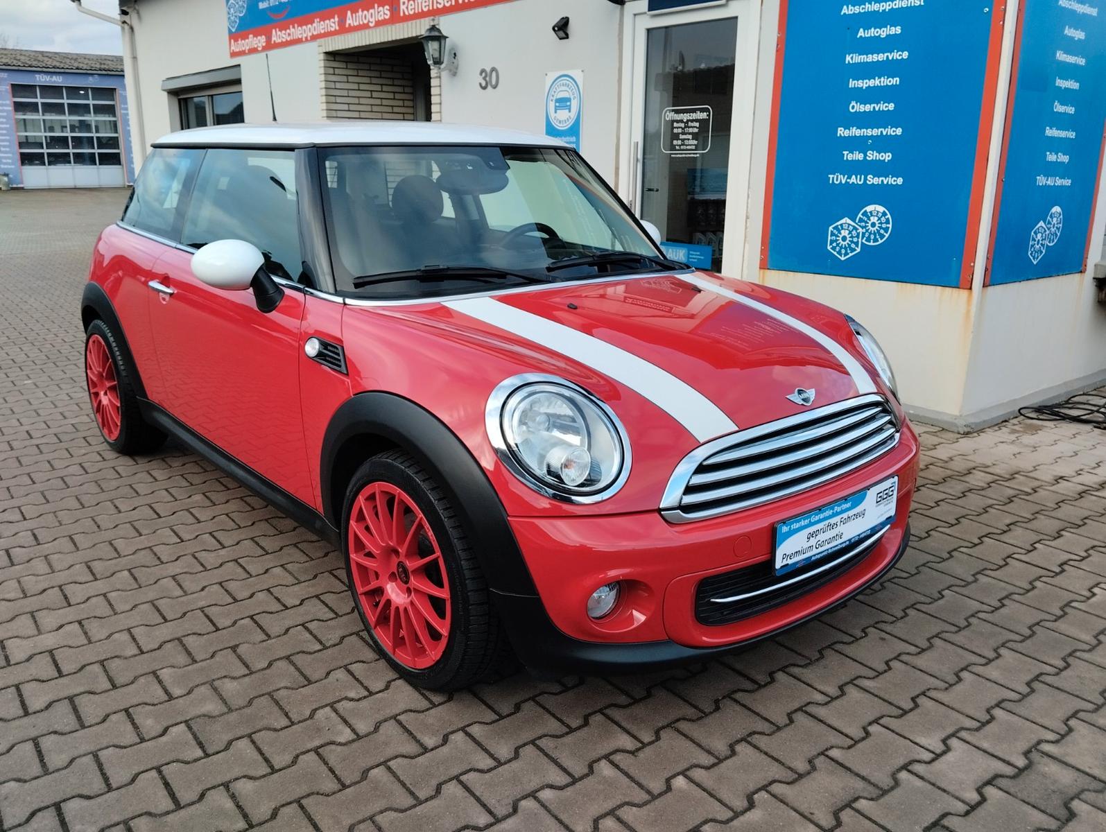MINI COOPER TÜV-AU 04-2027