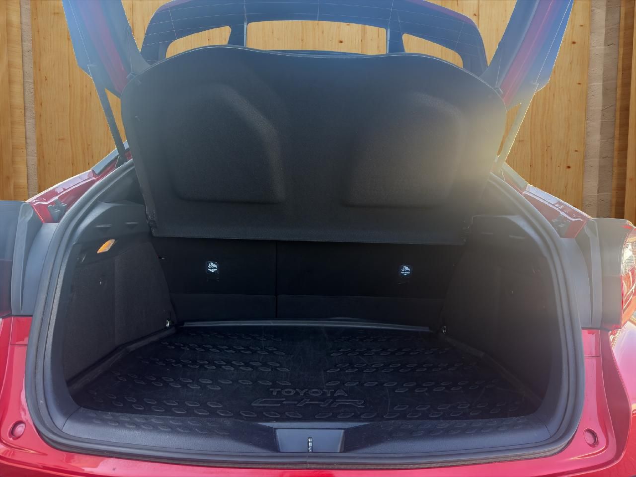 Toyota C-HR 2.0l Hybrid Team D foto 7