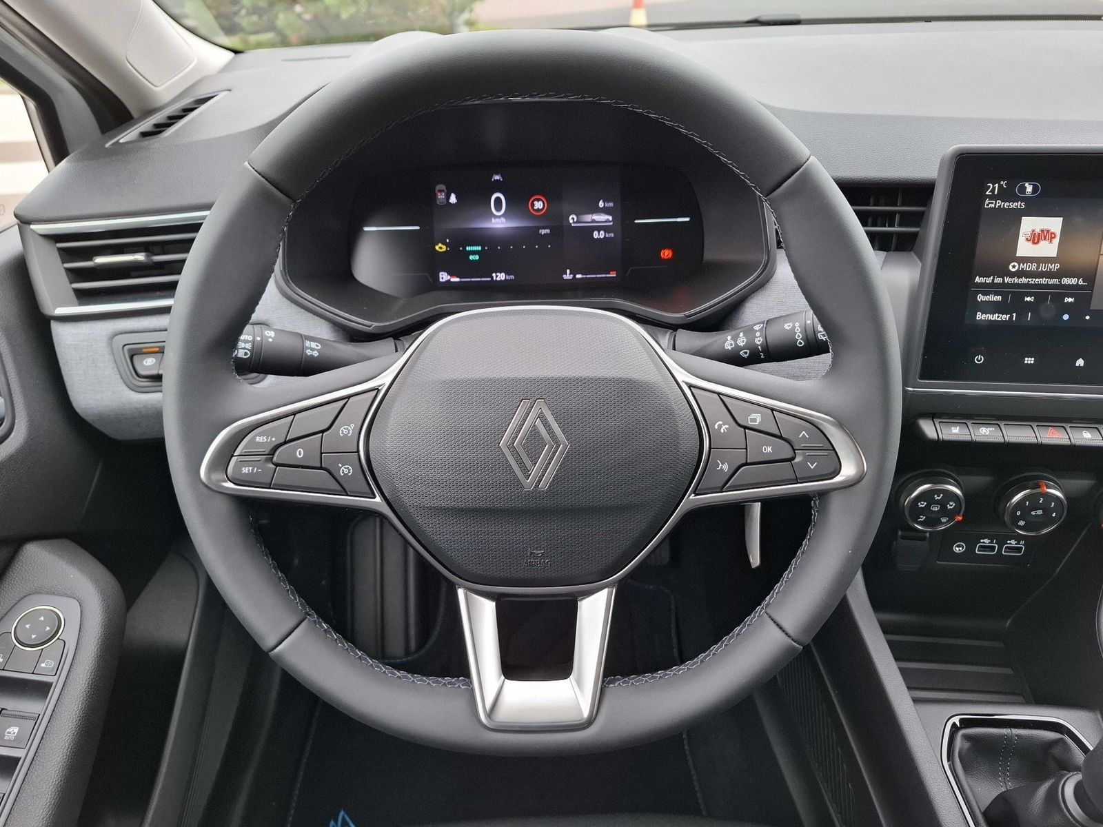 Renault Clio - Bild 18