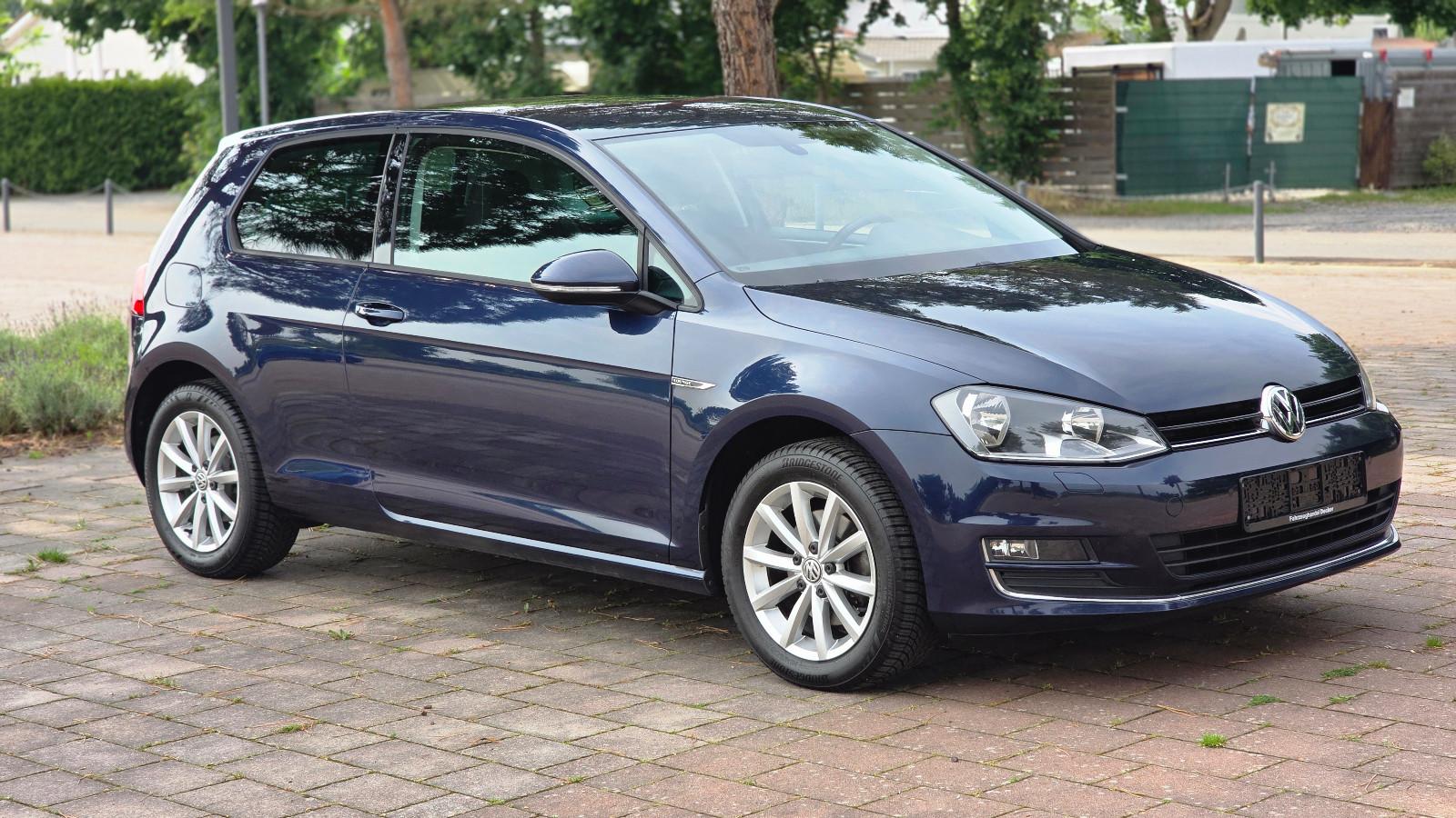 Volkswagen Golf VII Lim. Lounge BMT 1.4l 150PS PDC SHZ 1HD