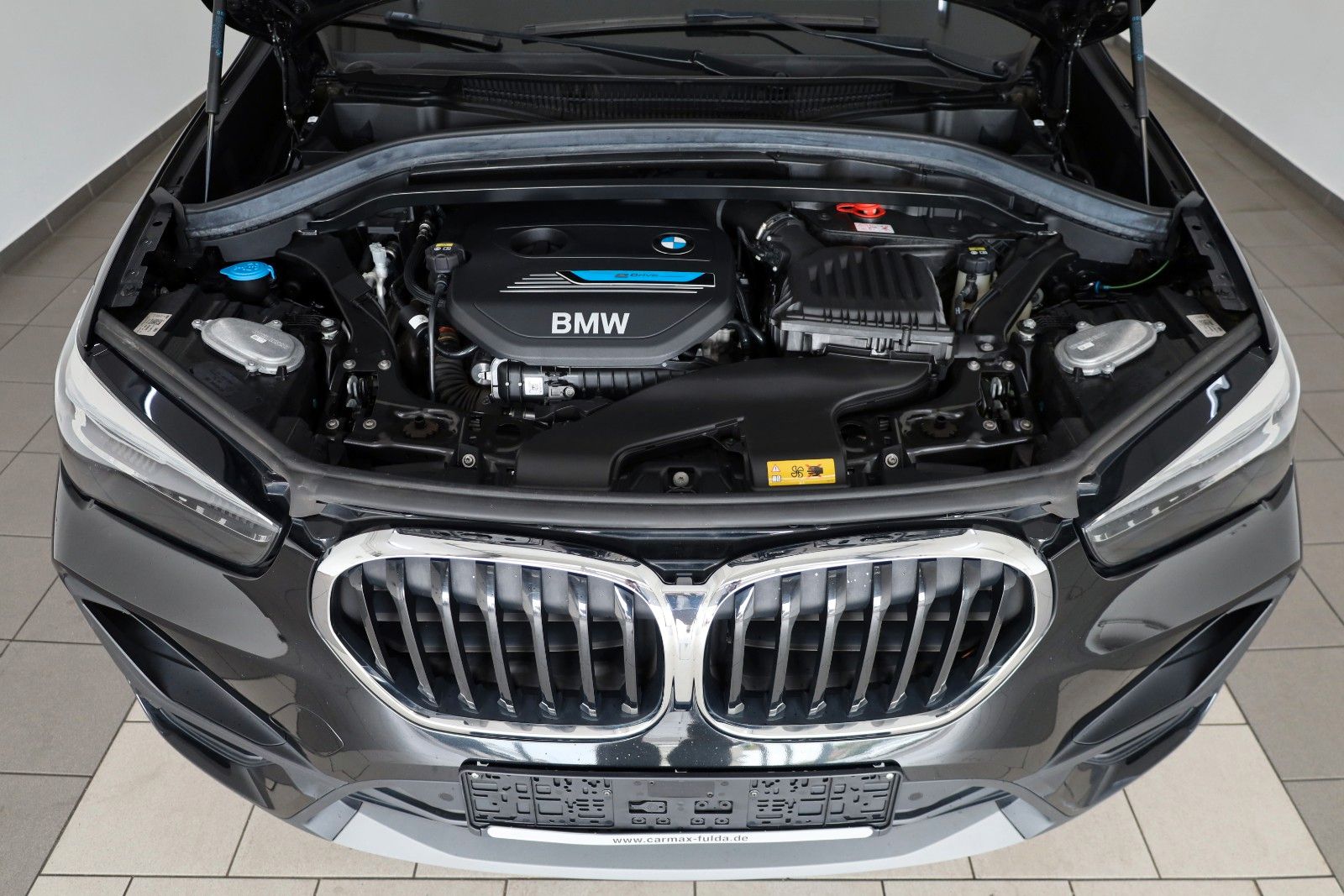 Fahrzeugabbildung BMW X1 xDrive 25e Advantage,Leder,Navi,HUD,Kamera,SH