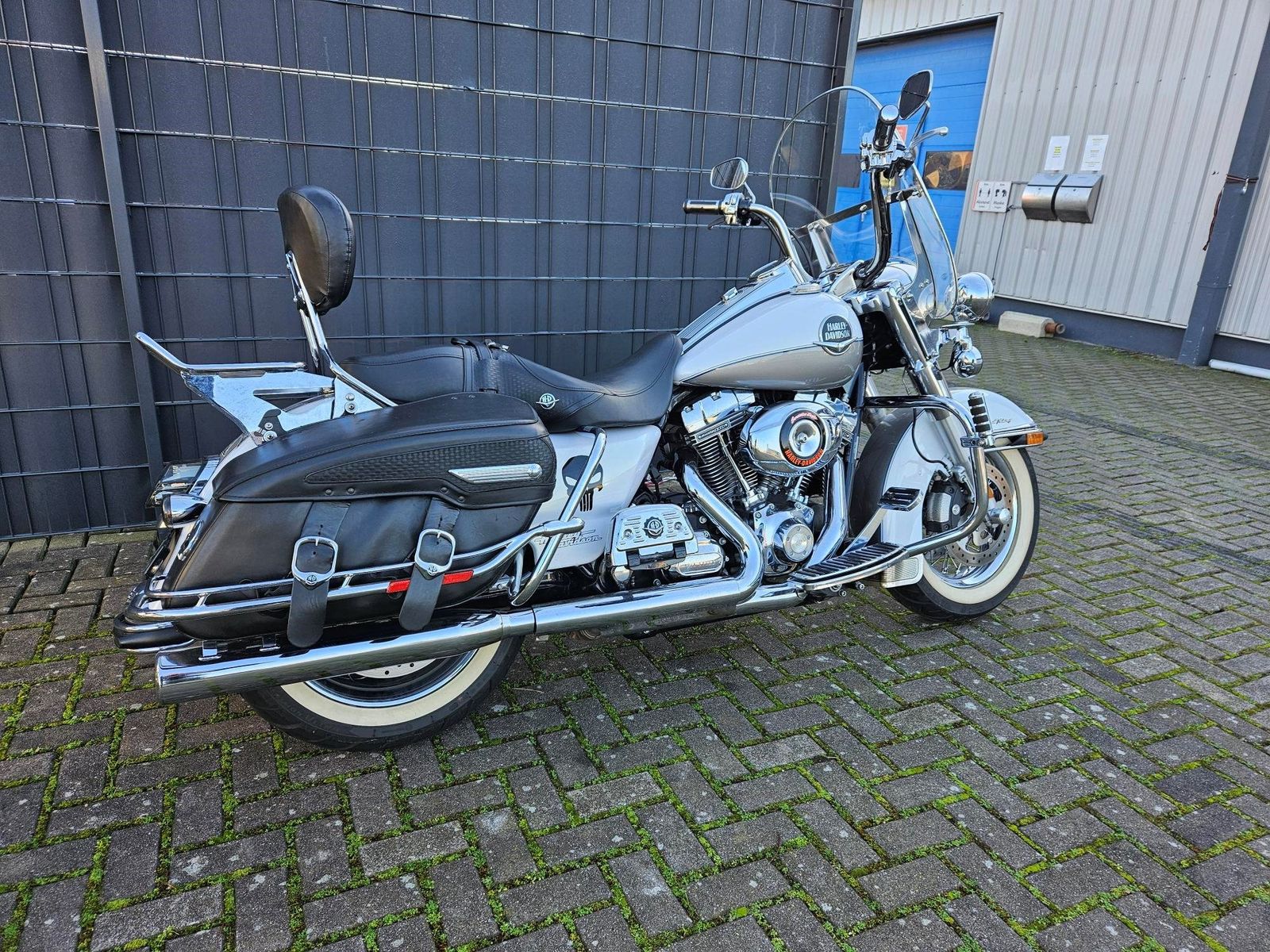 Fahrzeugabbildung Harley-Davidson Road King Classic FLHRC sofort Verfügbar