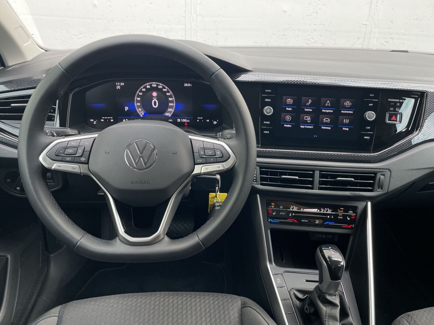 Polo 1.0TSI DSG Life Kamera/Navi/App-Connect/LED