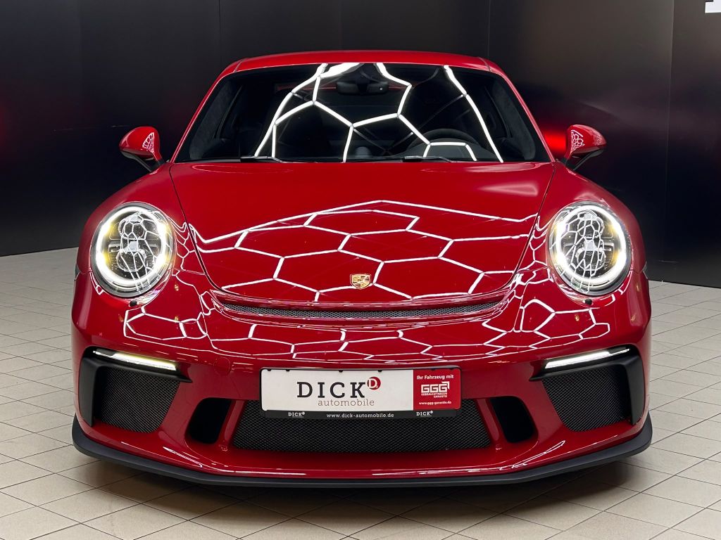 PORSCHE 911 2018