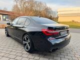 BMW M760 Li xDrive/V12/LASER/PANO/360/CHAUFFEUR/VOLL - BMW: 7 V12
